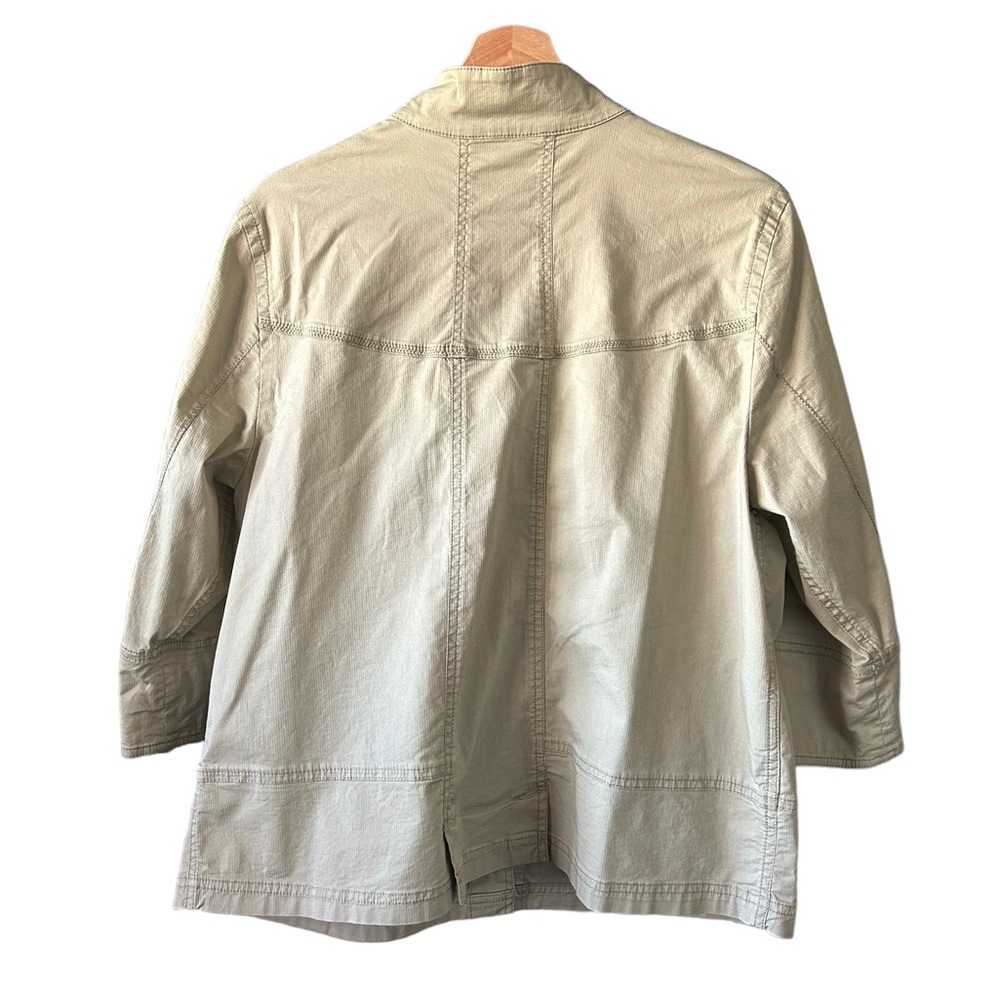Eddie Bauer Womens Tan Button Down Casual Jacket Size Large - Picture 4 of 7